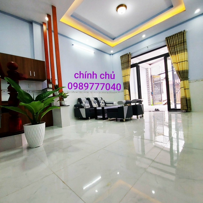 Nhà 1 lầu 1 trệt đục thật 100%. 3 phòng ngủ. giá 995 triệu